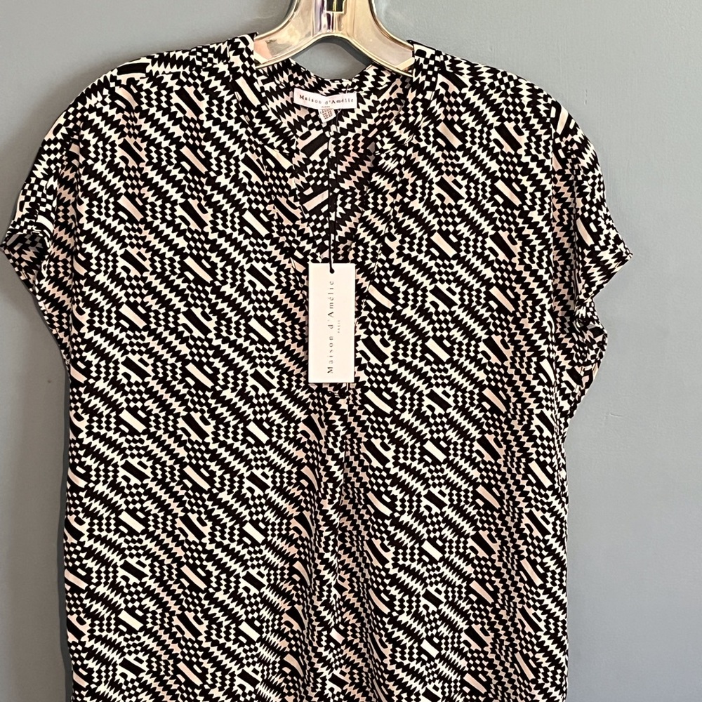 SELLING MAISON D’AMÉLIE BLOUSE 👚 FOR WOMEN SIZE XS CHECKERED COLOR SLEEVELESS